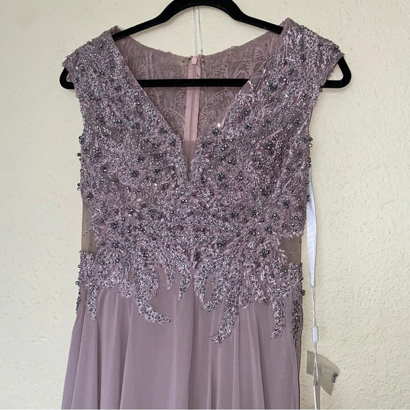 NWT Mac Duggal 20264 Applique Cap Sleeve Bodice Flowy Vintage Lilac Dress size 4 - Picture 11 of 16